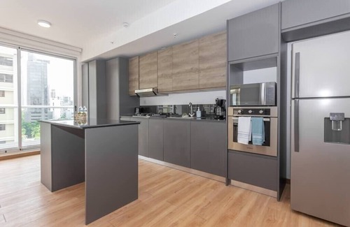 Marbella Condominio | Luxury 1 bedroom apt free parking and balcony