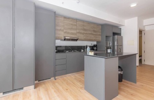 Marbella Condominio | Luxury 1 bedroom apt free parking and balcony