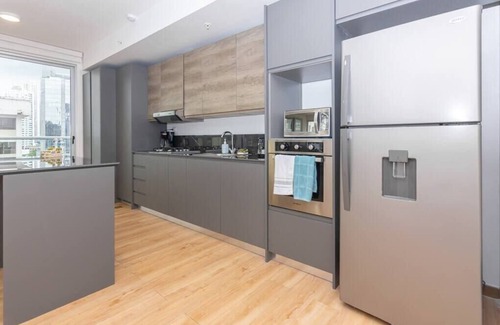 Marbella Condominio | Luxury 1 bedroom apt free parking and balcony
