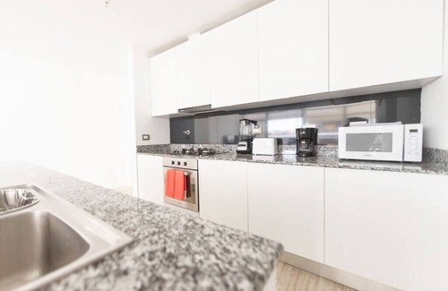 San Francisco Apartamento | Luxury 1 bedroom apt free parking and Pool