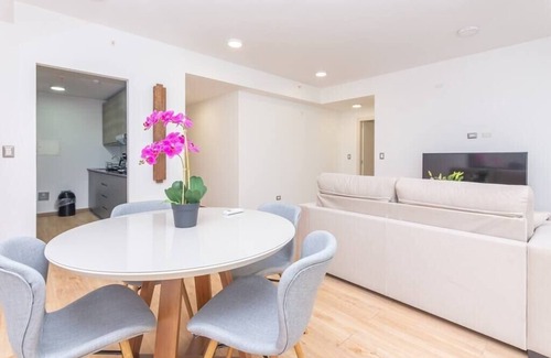Marbella Apartamento | Luxury 1 bedroom apt with free parking