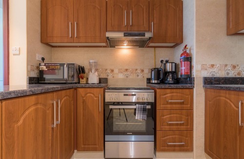 Rumailah Apartamento | Lujoso apartamento de 1 dormitorio en la playa con vista completa al mar