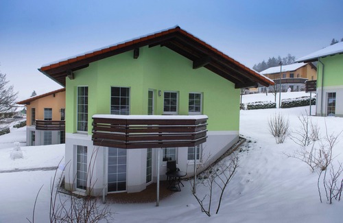 Bad Sachsa Casa | Luxury 10-person bungalow in the holiday park Landal Salztal Paradies