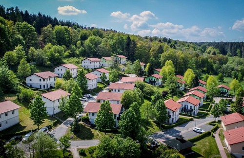 Bad Sachsa Casa | Luxury 10-person bungalow in the holiday park Landal Salztal Paradies