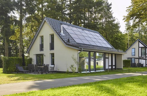 Krov Casa | Luxury 10-person bungalow in the holiday park Landal Mont Royal