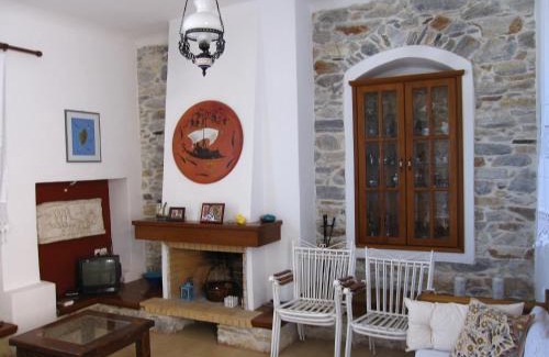 Naxos Casa | Luxury 100 m2 house in the centre of Naxos
