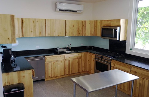 Cerro Plano Casa | ¡Nueva casa de fiesta de lujo frente al mar 13BR!