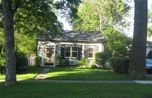 Historic Old Town Cabaña | Luxury 1835 Cottage. Free Parking.Right in historic centre and near Shaw Theatre