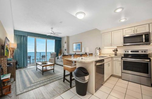 Brush - Stewarts Casa | Luxury 18th Floor 1 BR Condo Direct Oceanfront Beach Resort Villa