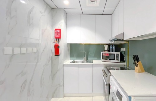 Dubai Apartamento | Luxury 1B With Balcony in Blue Wave Tower Dubai