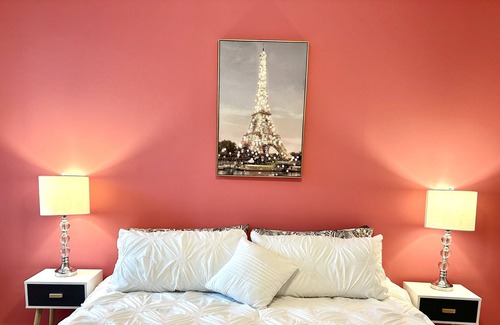 Peoplestown Apartamento | Luxury 1B1B High Rise in Downtown