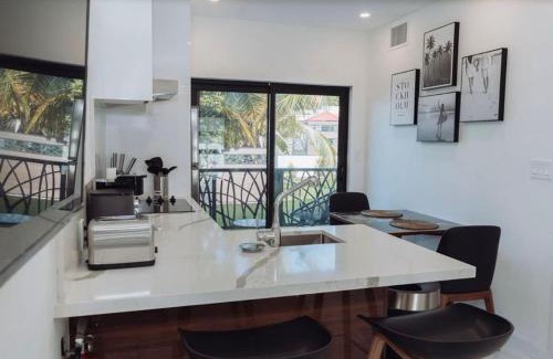 West Bay Apartamento | Luxury 1Bbr 1Bath Condo in Westbay, Arza Hideaway