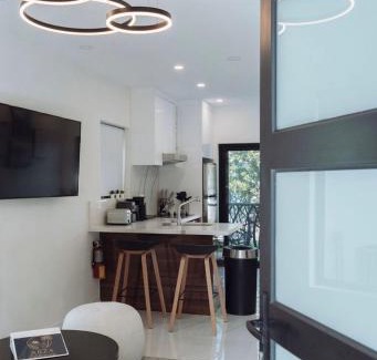 West Bay Apartamento | Luxury 1Bbr 1Bath Condo in Westbay, Arza Hideaway