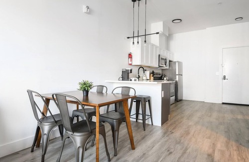 Elizabeth Apartamento | Luxury 1BR 30 Mins to Manhattan Evonify
