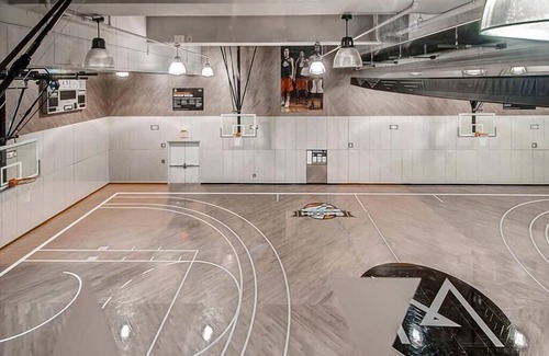 Hell's Kitchen Apartamento | Luxury 1BR Apt | Full Kitchen | Midtown West by GLS