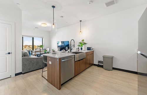 Everett Apartamento | Luxury 1BR Close to Encore 8369