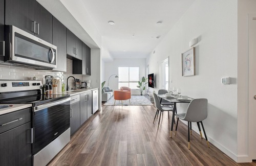 Pico - Robertson Apartamento | Luxury 1BR with pool, jacuzzi, free parking