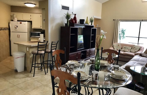 Ventura Condominio | Lujo, Lakeview lejos de todo ...