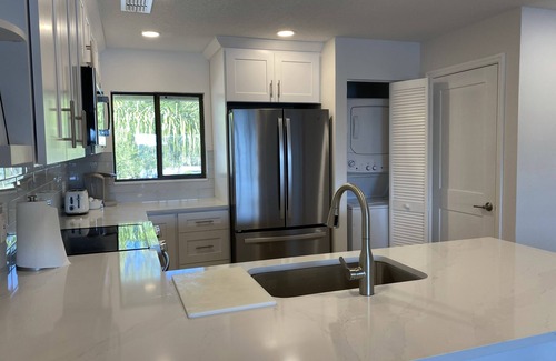 Wesley Chapel Condominio | Luxury 2 BDRM Condo in Gated Golf Course Community ~ Water/Golf Course views