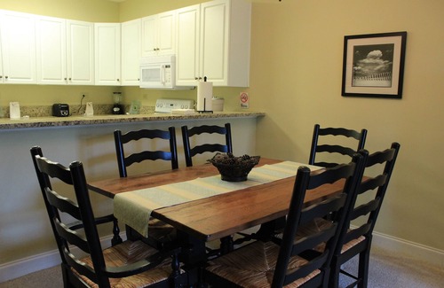 Carolina Forest Condominio | Condominio de lujo de 2 dormitorios y 2 baños en el campo de golf World Tour