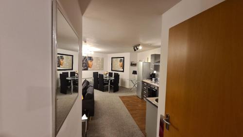 Castlefield Apartamento | Luxury 2 bed Apt with Free Wi-Fi & Parking