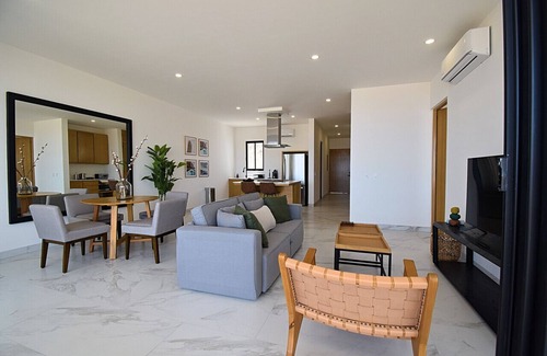 Centro Apartamento | Luxury 2 Bed @Heart of Cabo OceanView Pedregal 802