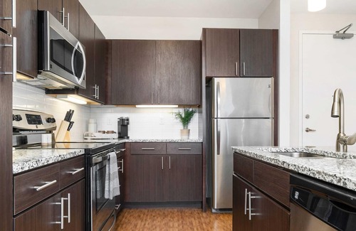 Grandview Heights Apartamento | Luxury 2-Bed in Grandview