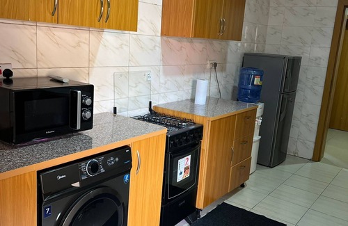 Lagos Apartamento | Luxury 2-bed w 24h light in Magodo GRA Phase 2