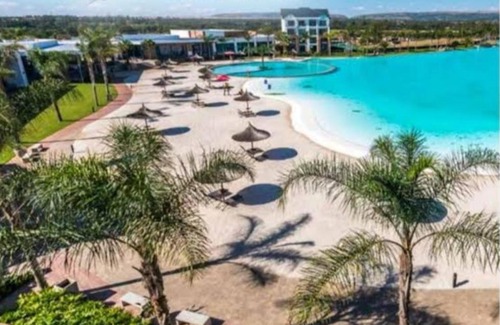 Tshwane Complejo | Luxury 2 bedroom 3 balcony penthouse suite at the blyde beach resort