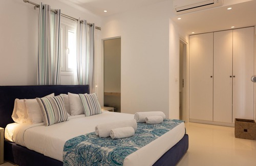Kanalia Apartamento | Luxury 2-Bedroom Apartment with Private Pool, wide Veranda and Sea View (3B)