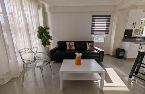 Paraiso Apartamento | Luxury 2 Bedroom Apartment with mountain views, near the Beach in Paraiso, Barahona