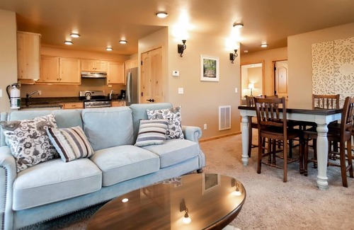 Rexburg Apartamento | Apartamento-Moderno-Baño Privado-6-Upstairs/No Pets