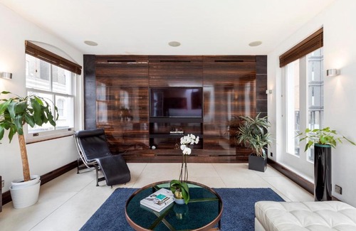 Knightsbridge and Belgravia Apartamento | Luxury 2 bedroom Mews House in Knightsbridge