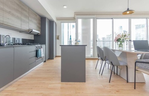 Marbella Condominio | Luxury 2 BR apt free parking ocean balcony