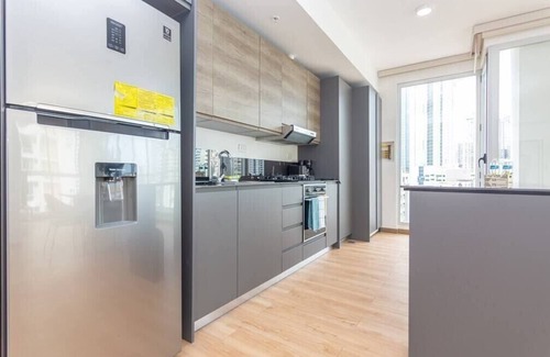 Marbella Condominio | Luxury 2 BR apt free parking and balcony