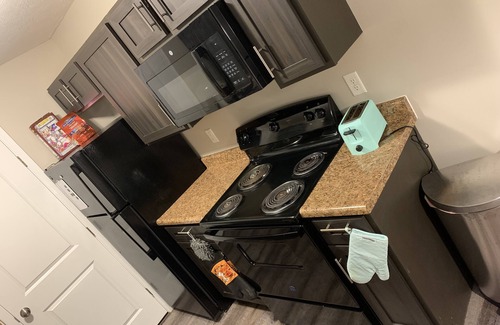 Westerville Apartamento | Luxury 2BD, 2BA w/free parking on site.