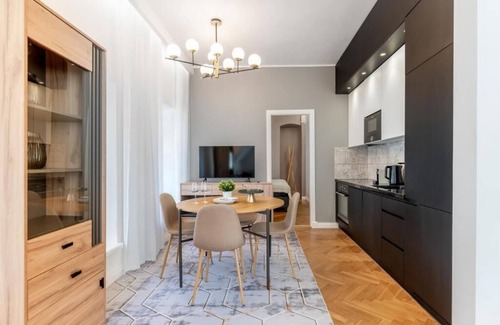 Old Town Apartamento | Luxury 2BD apartment in City Center