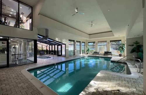 Novi Apartamento | Luxury 2BD | DT Novi | 3 Beds | Free Parking