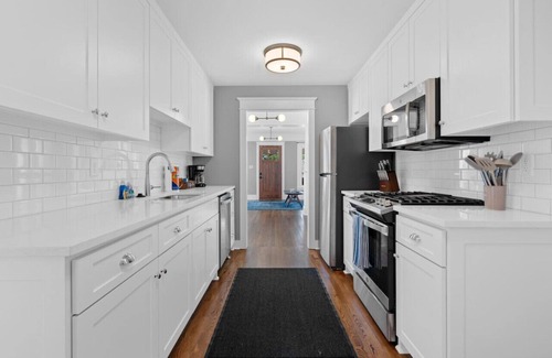 Hillcrest Apartamento | Luxury 2bd Hillcrest Retreat!