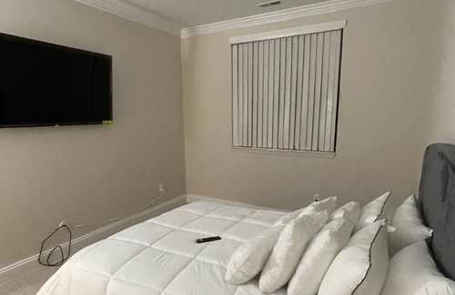 Novi Condominio | Luxury 2bdrm/2bthrm unit