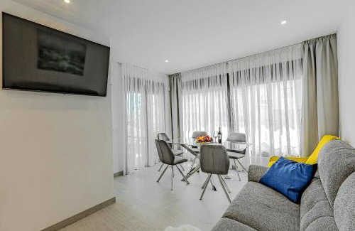Playa San Juan Apartamento | Luxury 2bedroom apartment on San Juan Beach