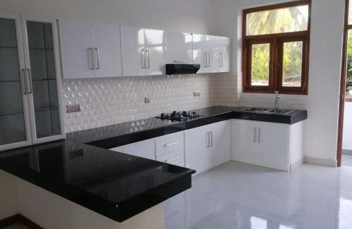 Rathmalana Apartamento | Luxury 2BR Apartment in Ratmalana