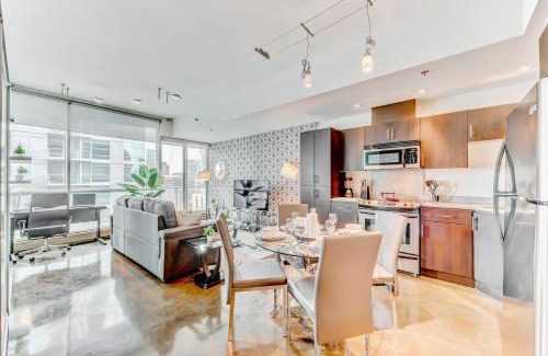 Beltline Casa | Luxury 2BR Condo - King Bed - Stunning City Views