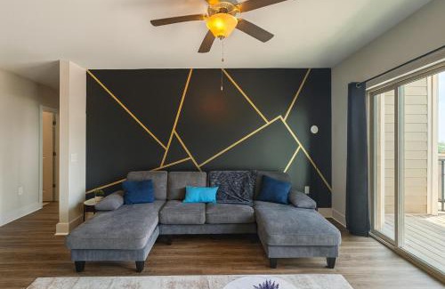 Glen Iris Apartamento | Luxury 2BR Condo Steps from UAB Campus 4th