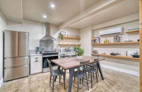 Mississippi District Apartamento | Luxury 2BR Mississisppi Home 95 WalkScore