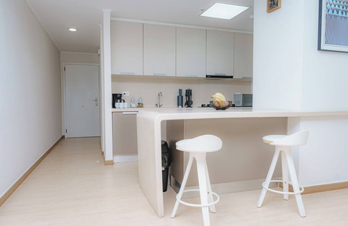 Tumba Vieja Apartamento | Luxury 2BR Oceanview, parking and balcony