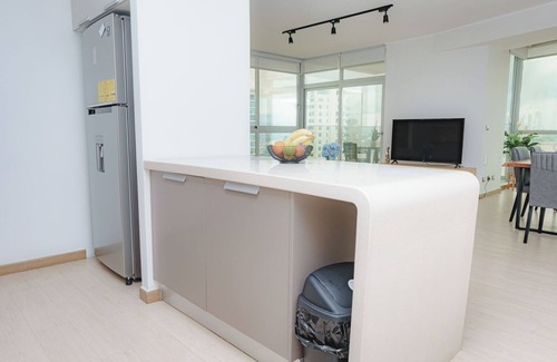 Tumba Vieja Apartamento | Luxury 2BR Oceanview, parking and balcony