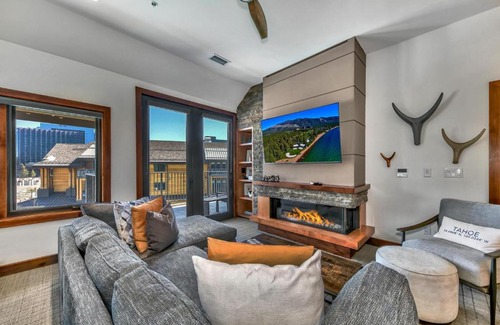 Lakeside Park Apartamento | Luxury 2Br Residence steps from Heavenly Village & Gondola condo