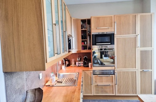 Le Plessis-Robinson Apartamento | Luxury 3 bedroom apartment in the city center