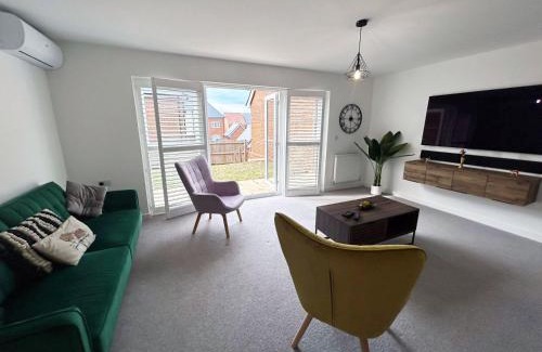 Whitstable Casa | Luxury 3 bed home in Whitstable with parking